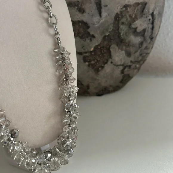 Crystal Beaded Necklace - Picture 2 of 3